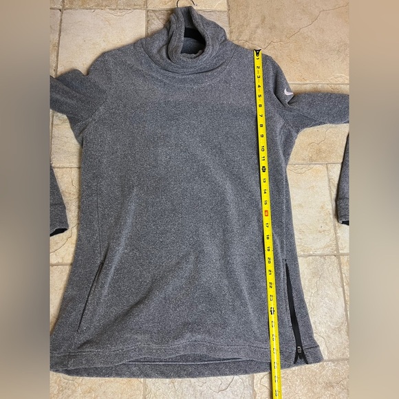Nike Tech Dri-FIT Womens M Funnel Neck Pullover Sweatshirt Gray Cowlneck Cozy - Picture 10 of 10